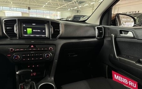 KIA Sportage IV рестайлинг, 2016 год, 1 999 000 рублей, 18 фотография