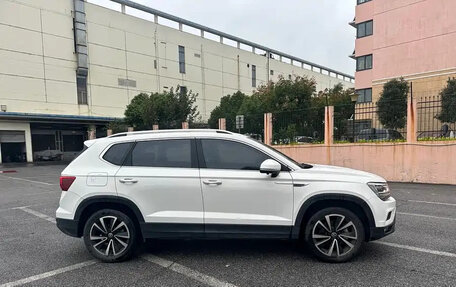 Volkswagen Tharu, 2022 год, 1 760 000 рублей, 3 фотография