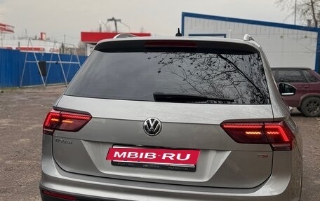 Volkswagen Tiguan II, 2017 год, 2 090 000 рублей, 9 фотография