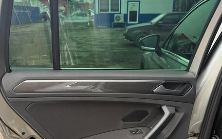 Volkswagen Tiguan II, 2017 год, 2 090 000 рублей, 22 фотография