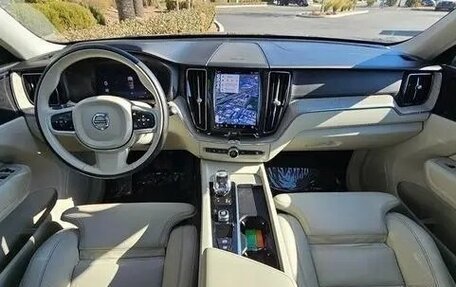 Volvo XC60 II, 2022 год, 3 167 190 рублей, 12 фотография