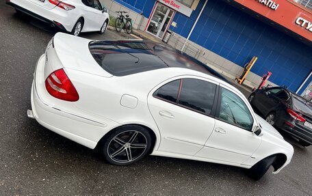 Mercedes-Benz E-Класс, 2004 год, 650 000 рублей, 3 фотография