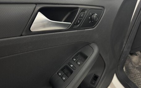 Volkswagen Jetta VI, 2015 год, 950 000 рублей, 16 фотография