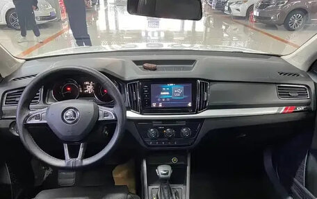 Skoda Kamiq I, 2022 год, 1 700 000 рублей, 5 фотография