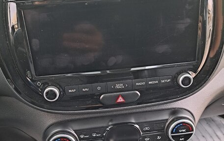 KIA Soul III, 2019 год, 1 800 000 рублей, 10 фотография