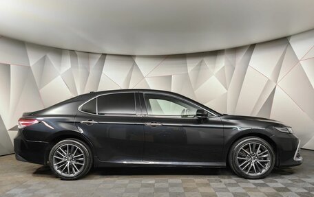 Toyota Camry, 2023 год, 3 850 000 рублей, 6 фотография