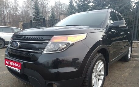 Ford Explorer VI, 2013 год, 2 150 000 рублей, 2 фотография