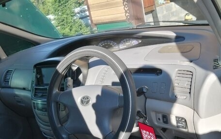 Toyota Estima III рестайлинг -2, 2000 год, 650 000 рублей, 9 фотография