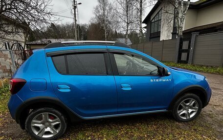 Renault Sandero II рестайлинг, 2020 год, 1 050 000 рублей, 2 фотография