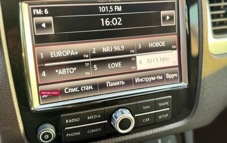 Volkswagen Touareg III, 2014 год, 2 400 000 рублей, 11 фотография