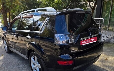 Mitsubishi Outlander III рестайлинг 3, 2008 год, 1 022 000 рублей, 6 фотография