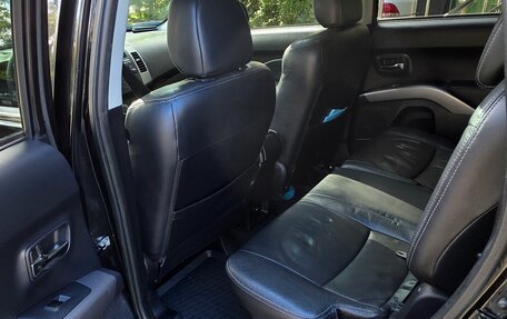 Mitsubishi Outlander III рестайлинг 3, 2008 год, 1 022 000 рублей, 16 фотография