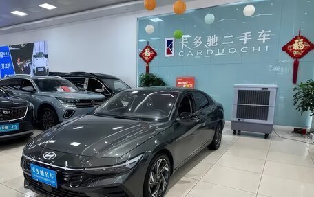 Hyundai Elantra, 2024 год, 1 990 000 рублей, 3 фотография