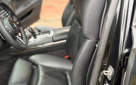 BMW 7 серия, 2010 год, 1 390 000 рублей, 13 фотография