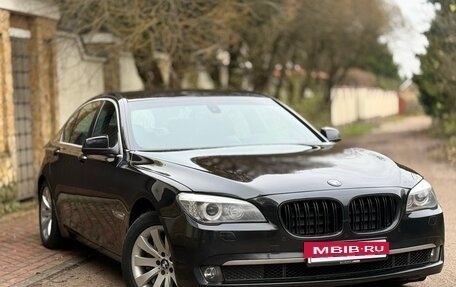 BMW 7 серия, 2010 год, 1 390 000 рублей, 4 фотография