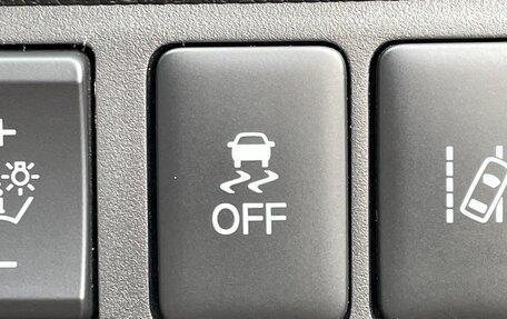 Mitsubishi Eclipse Cross, 2021 год, 2 054 000 рублей, 33 фотография