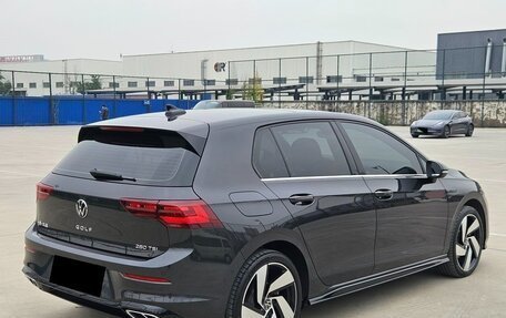 Volkswagen Golf VIII, 2022 год, 2 140 000 рублей, 4 фотография