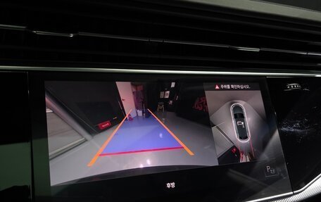 Audi Q8 I, 2021 год, 5 350 001 рублей, 15 фотография