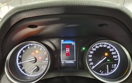 Toyota Camry, 2021 год, 2 500 000 рублей, 16 фотография