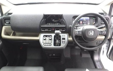 Honda Freed, 2025 год, 2 290 000 рублей, 5 фотография