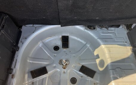 Toyota Ist II, 2003 год, 505 000 рублей, 27 фотография