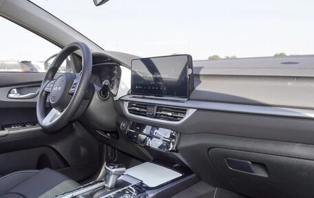 KIA K3, 2025 год, 1 950 000 рублей, 13 фотография