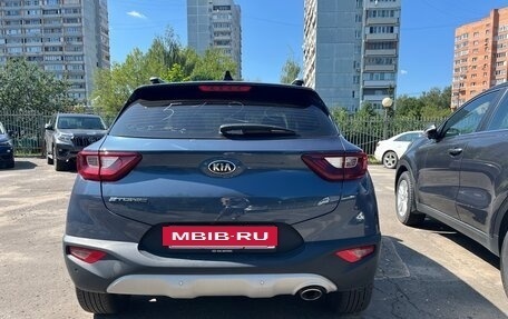 KIA Stonic, 2020 год, 2 100 000 рублей, 2 фотография