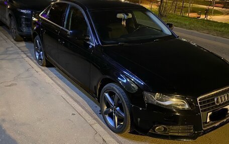 Audi A4, 2010 год, 750 000 рублей, 1 фотография