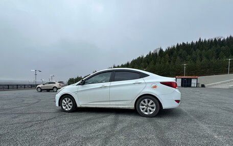 Hyundai Solaris II рестайлинг, 2016 год, 950 000 рублей, 4 фотография