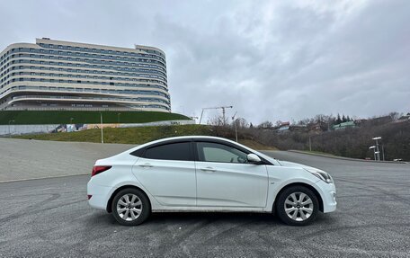 Hyundai Solaris II рестайлинг, 2016 год, 950 000 рублей, 5 фотография