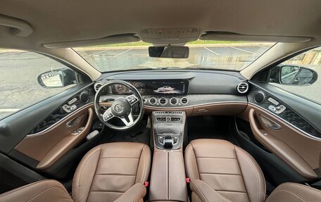 Mercedes-Benz E-Класс, 2019 год, 2 750 000 рублей, 1 фотография