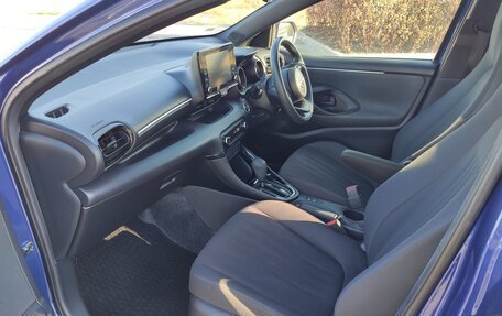 Toyota Yaris, 2020 год, 1 400 000 рублей, 18 фотография