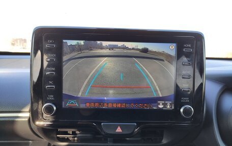 Toyota Yaris, 2020 год, 1 400 000 рублей, 16 фотография