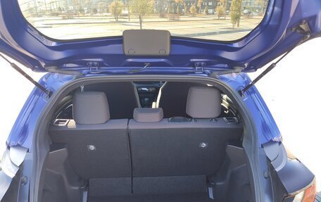 Toyota Yaris, 2020 год, 1 400 000 рублей, 21 фотография