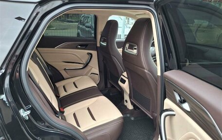 FAW Bestune T77, 2022 год, 1 899 000 рублей, 14 фотография