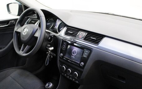 Skoda Rapid I, 2018 год, 1 080 000 рублей, 7 фотография