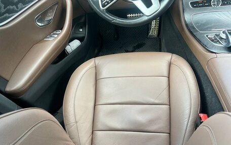 Mercedes-Benz E-Класс, 2019 год, 2 750 000 рублей, 15 фотография