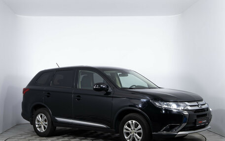 Mitsubishi Outlander III рестайлинг 3, 2015 год, 1 760 000 рублей, 3 фотография