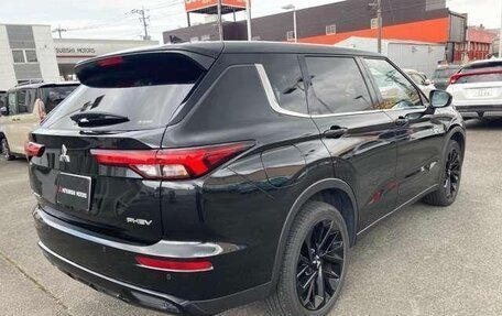 Mitsubishi Outlander, 2022 год, 3 300 000 рублей, 7 фотография