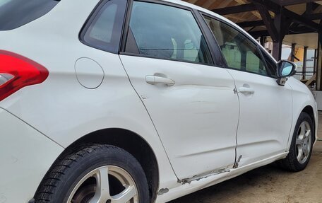 Citroen C4 II рестайлинг, 2011 год, 450 000 рублей, 27 фотография