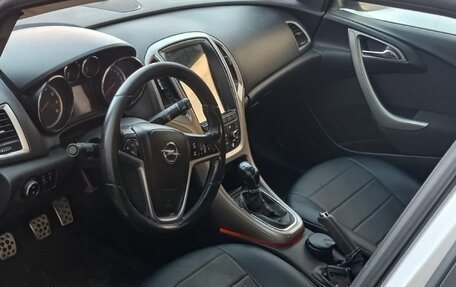 Opel Astra J, 2010 год, 650 000 рублей, 9 фотография