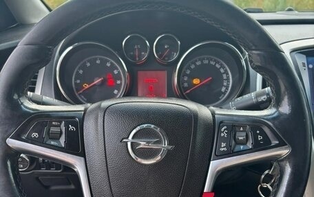 Opel Astra J, 2010 год, 650 000 рублей, 10 фотография