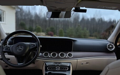 Mercedes-Benz E-Класс, 2016 год, 3 590 000 рублей, 26 фотография