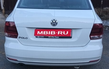 Volkswagen Polo VI (EU Market), 2017 год, 1 100 000 рублей, 1 фотография