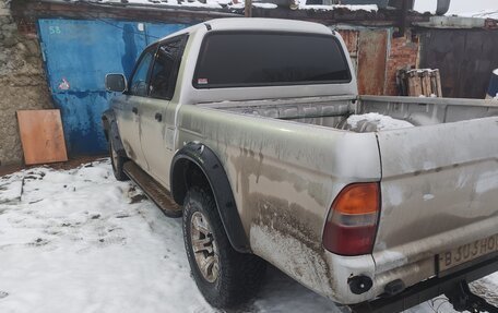 Mitsubishi L200 III рестайлинг, 2006 год, 700 000 рублей, 4 фотография