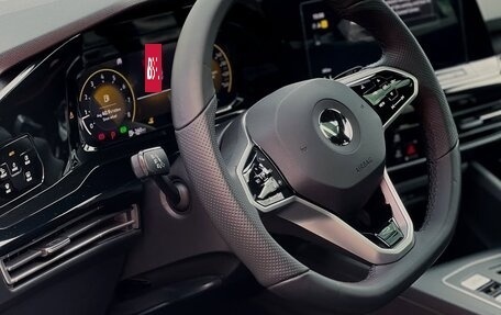 Volkswagen Golf VIII, 2022 год, 2 450 000 рублей, 6 фотография