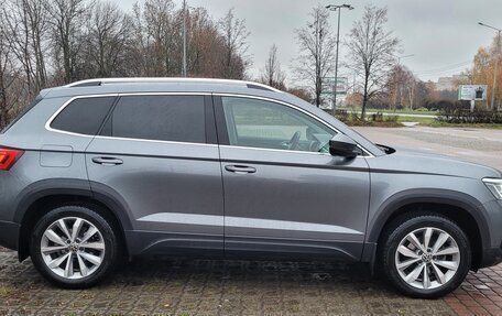 Volkswagen Taos, 2021 год, 3 200 000 рублей, 5 фотография