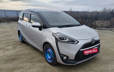 Toyota Sienta II, 2016 год, 1 350 000 рублей, 2 фотография