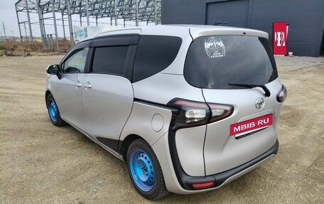 Toyota Sienta II, 2016 год, 1 350 000 рублей, 5 фотография