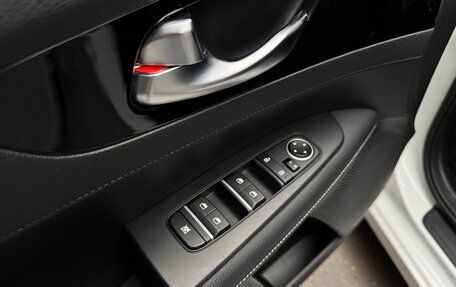 KIA Cerato IV, 2022 год, 2 500 000 рублей, 13 фотография